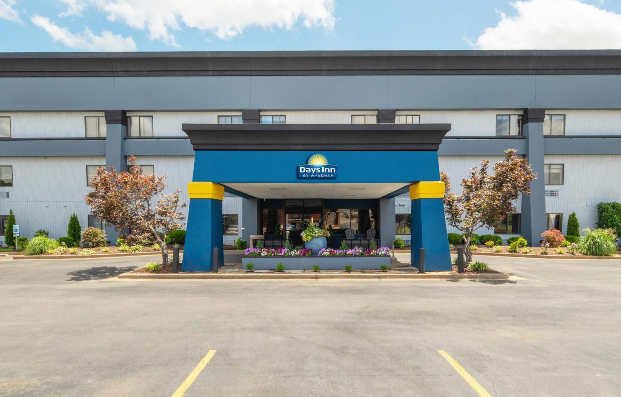 Days Inn By Wyndham Fort Smith Exteriör bild